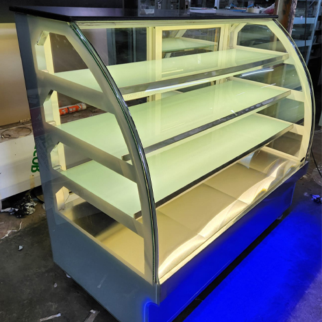 Sweet Display Counter Manufacturers in Pune - Everest Steel Equipments